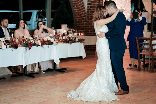 11 Quintessential Photos Every Wedding Album Needs