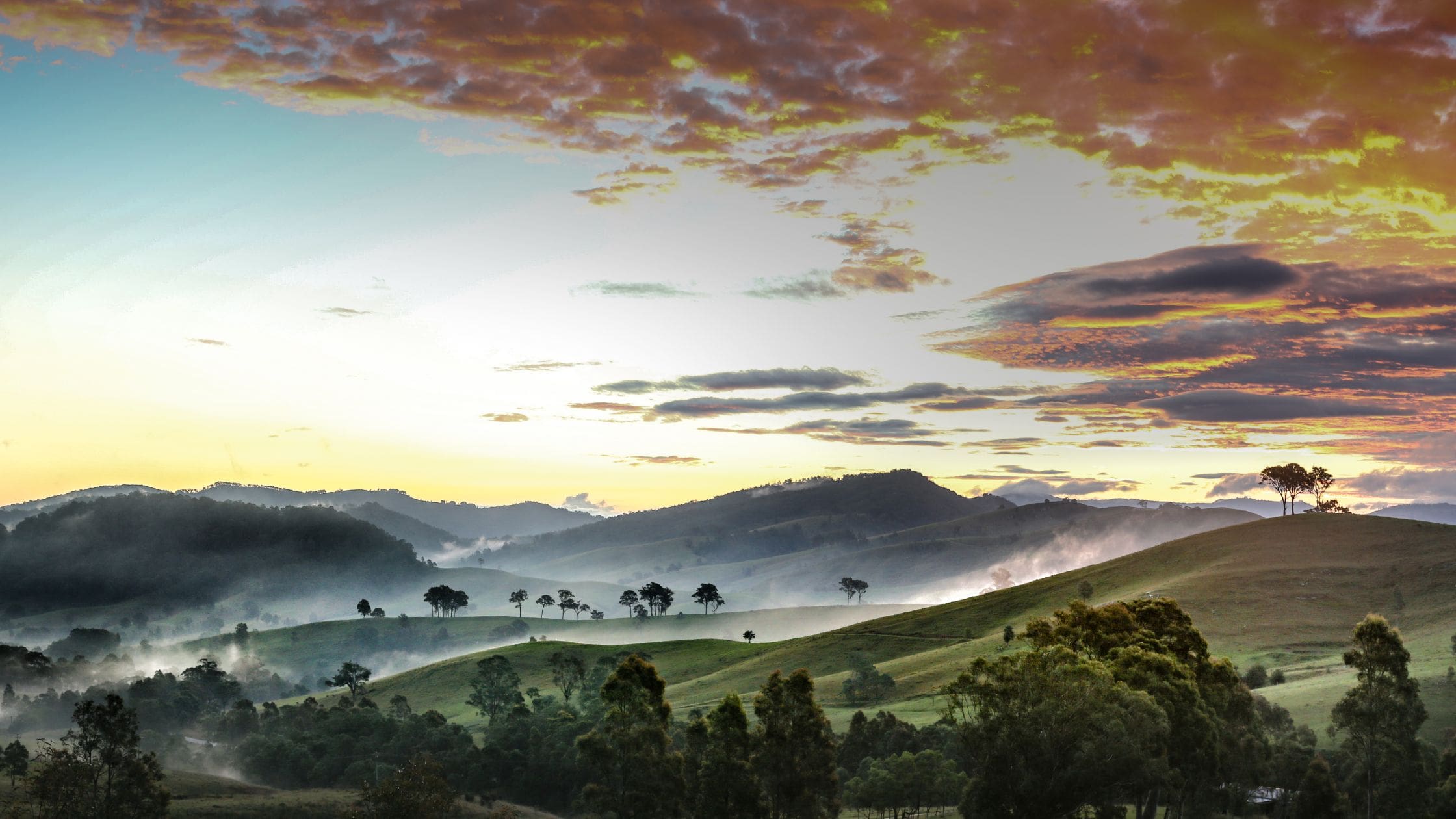 Hunter Valley & Brokenback mountains from drone.